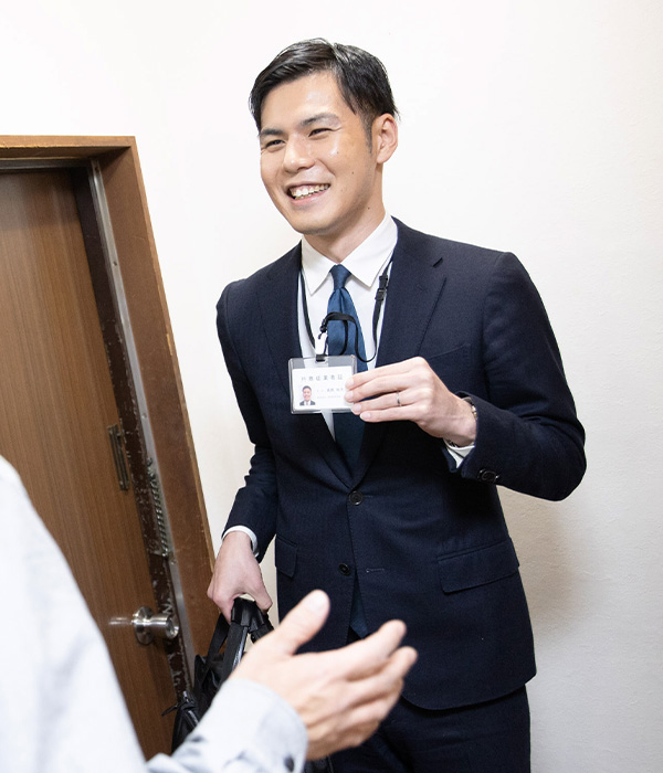 バイセルはお申し込みいただいたお客様のみの買取査定を行っております