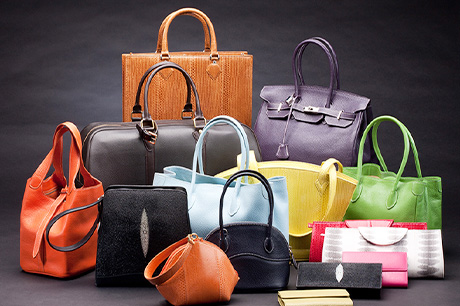 ご自宅に眠っているブランド品を買い取ります