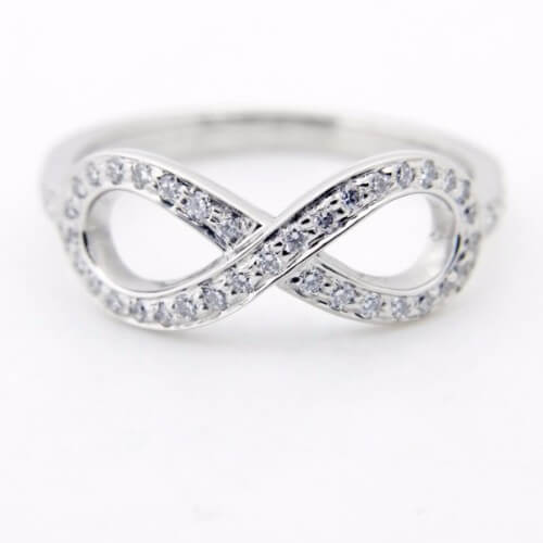 ティファニー1837リングは中古でも人気？買取相場や高額買取のコツ