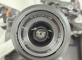 SONY:α7IV レンズキット グリップ付 ILCE-7M4/SONY:α6700 + E 18-135mm F3.5-5.6 OSS ILCE-6700M/など2点