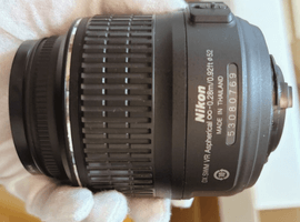 Nikon：レンズ／Nikon：D5200 ボディ レッド／など3点