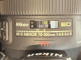 Nikon：D200 + AF-S NIKKOR 70-300mm F4.5-5.6G ED VR／Nikon：AF-S DX ED VR18-200mm F3.5-5.6 G／など2点