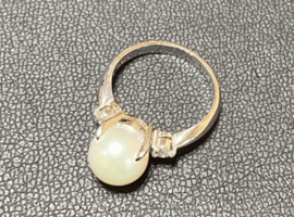 リング:Pt900/メレダイヤなど4点