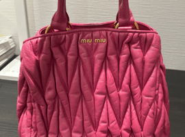 2wayバッグ:MIU MIUなど3点
