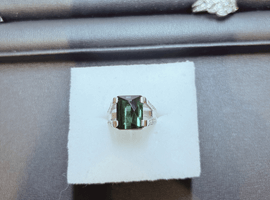 リング:Pt900/エメラルド/メレダイヤなど3点