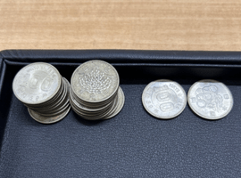 100円硬貨など4点