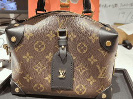 2wayバッグ:LOUIS VUITTON/モノグラム(プティット マル スープル)など3点