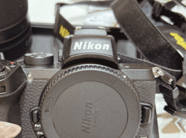 Nikon:Z50など3点