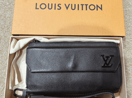 長財布:LOUIS VUITTONなど7点
