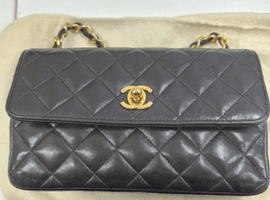 ショルダーバッグ:CHANELなど5点