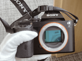 Sony:α7 ボディ ILCE-7など4点