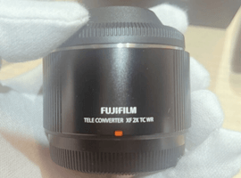 FUJIFILM:XF 2X TC WR テレコンバーター/FUJIFILM:XF 70-300mm F4-5.6 R LM OIS WR/など7点