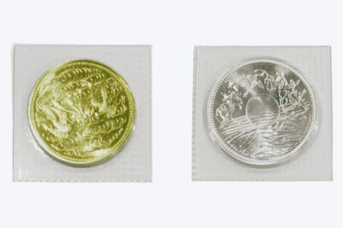 天皇陛下御在位60年記念硬貨