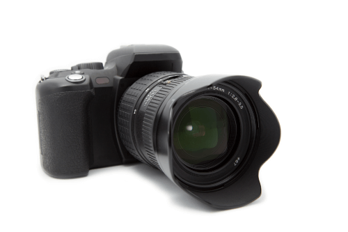 カメラ下取りと買取はどっちが高く売れる?メリット・デメリットと高く売るコツを解説!